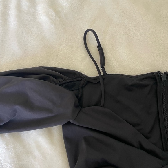 Guess Black off the shoulder ruched mini dress - Picture 5 of 11